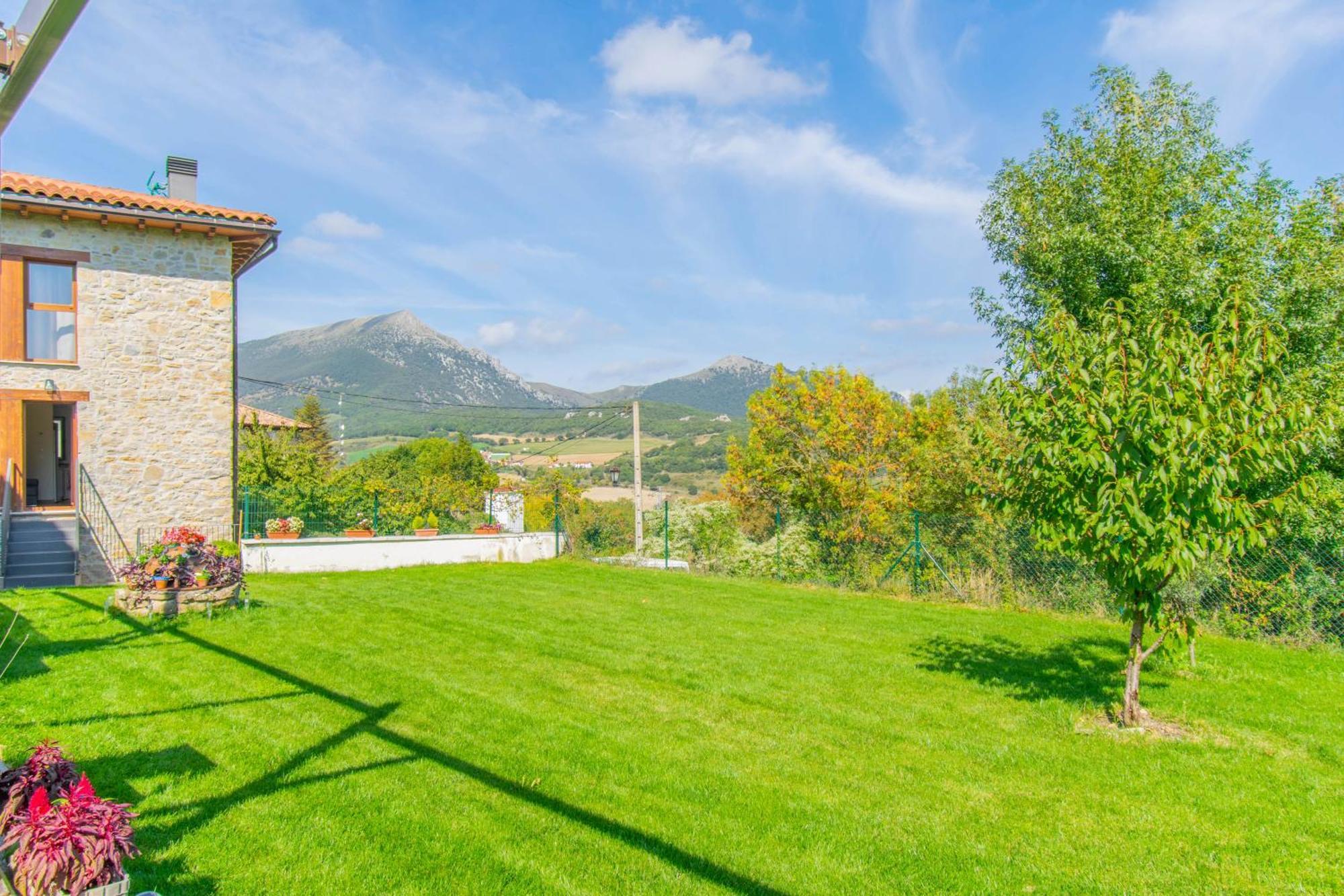 Acogedora Casa Rural Con Jardin Y Barbacoa Proxima A Pamplona Ilzarbe المظهر الخارجي الصورة